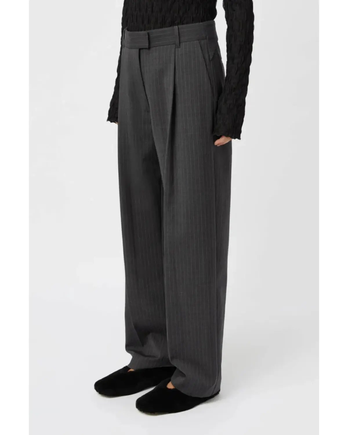 Camilla and Marc Brancusi Blazer and Pant Set Charcoal Pinstripe Size AU 8 photo 5
