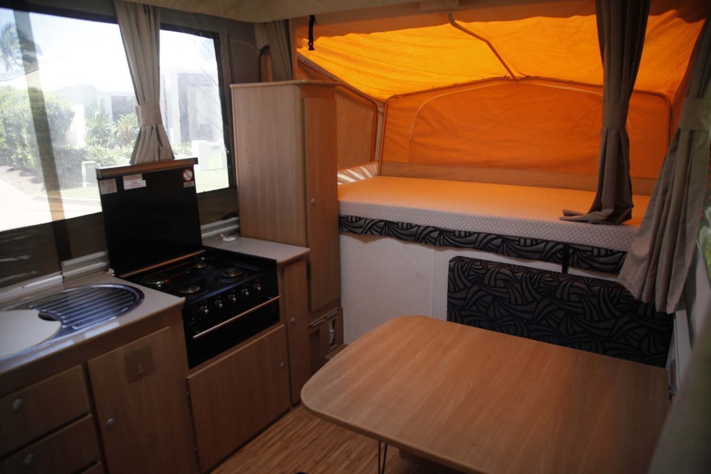Jayco Eagle Pop Up Camper Trailer photo 5