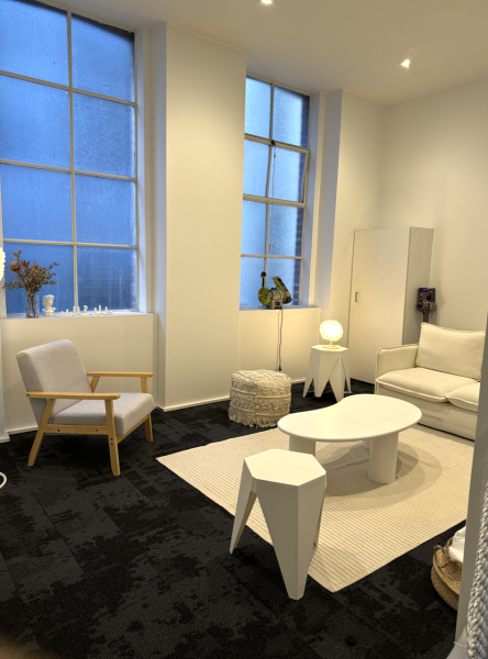 Cozy creative space in City photo 5
