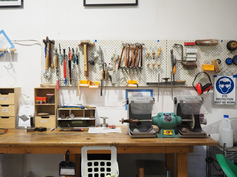 Jewellers Workshop Desk photo 3