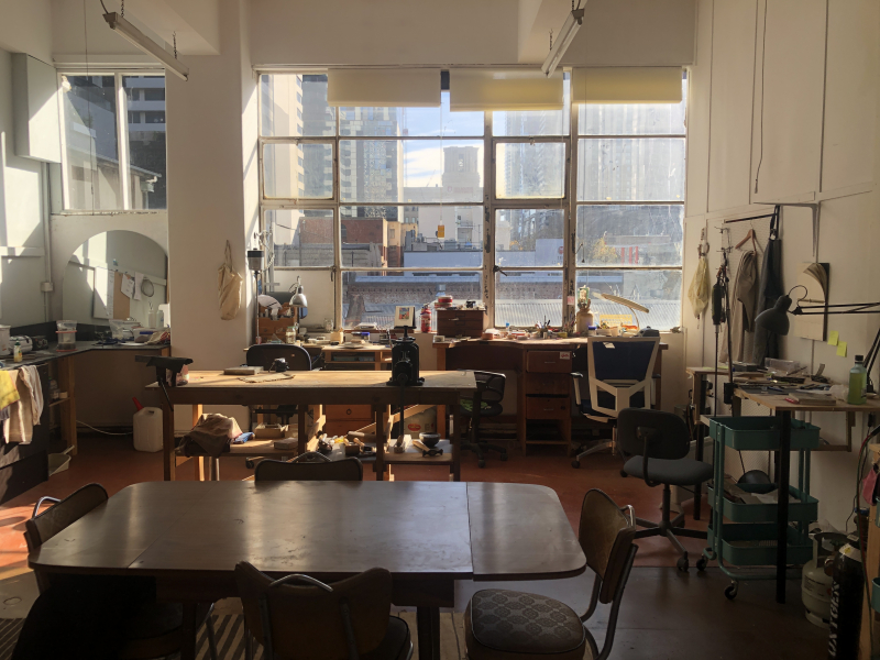 Space in shared jewellers/creative studio photo 3