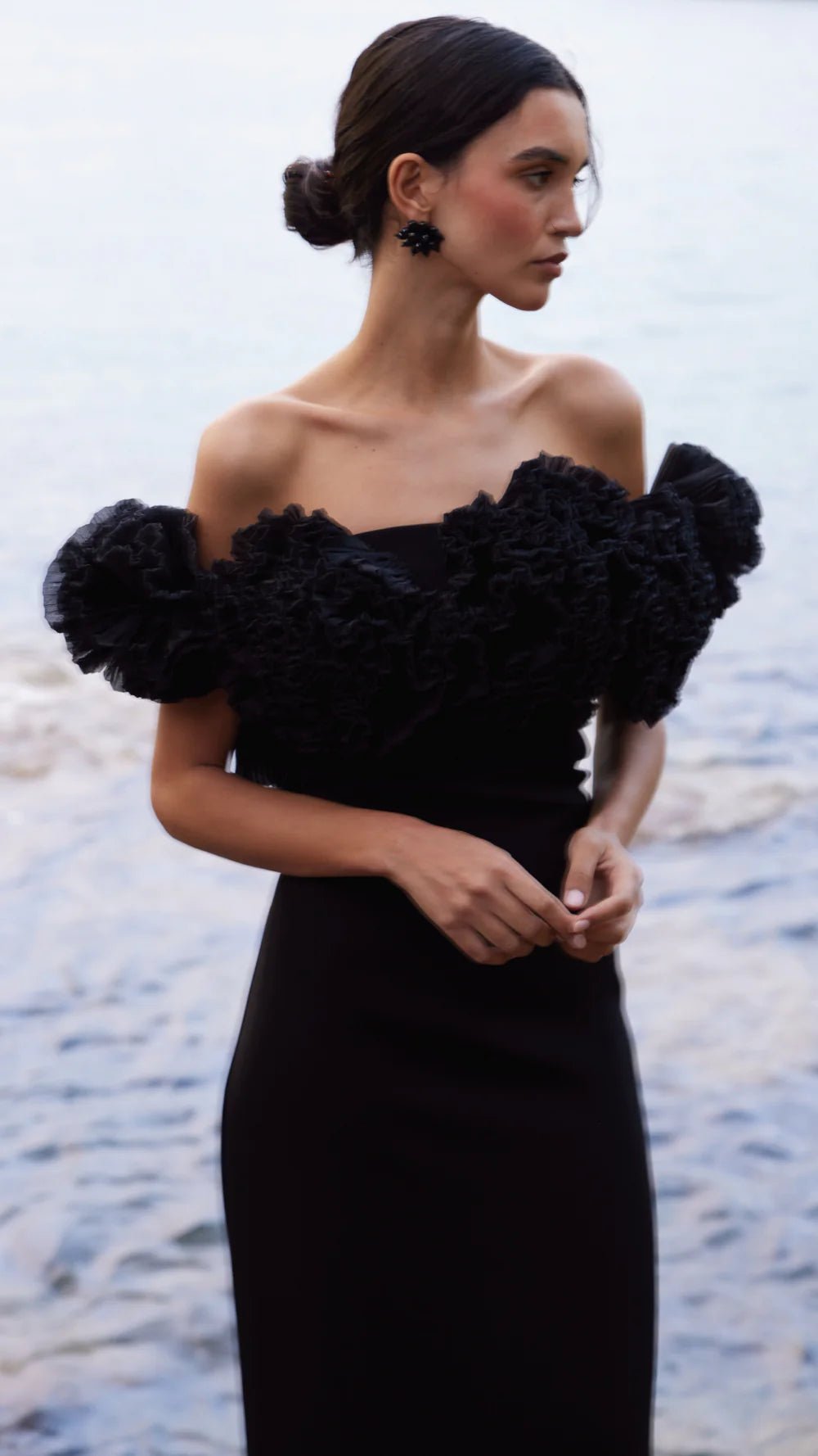 SONYA SORRENTO GOWN - BLACK photo 5