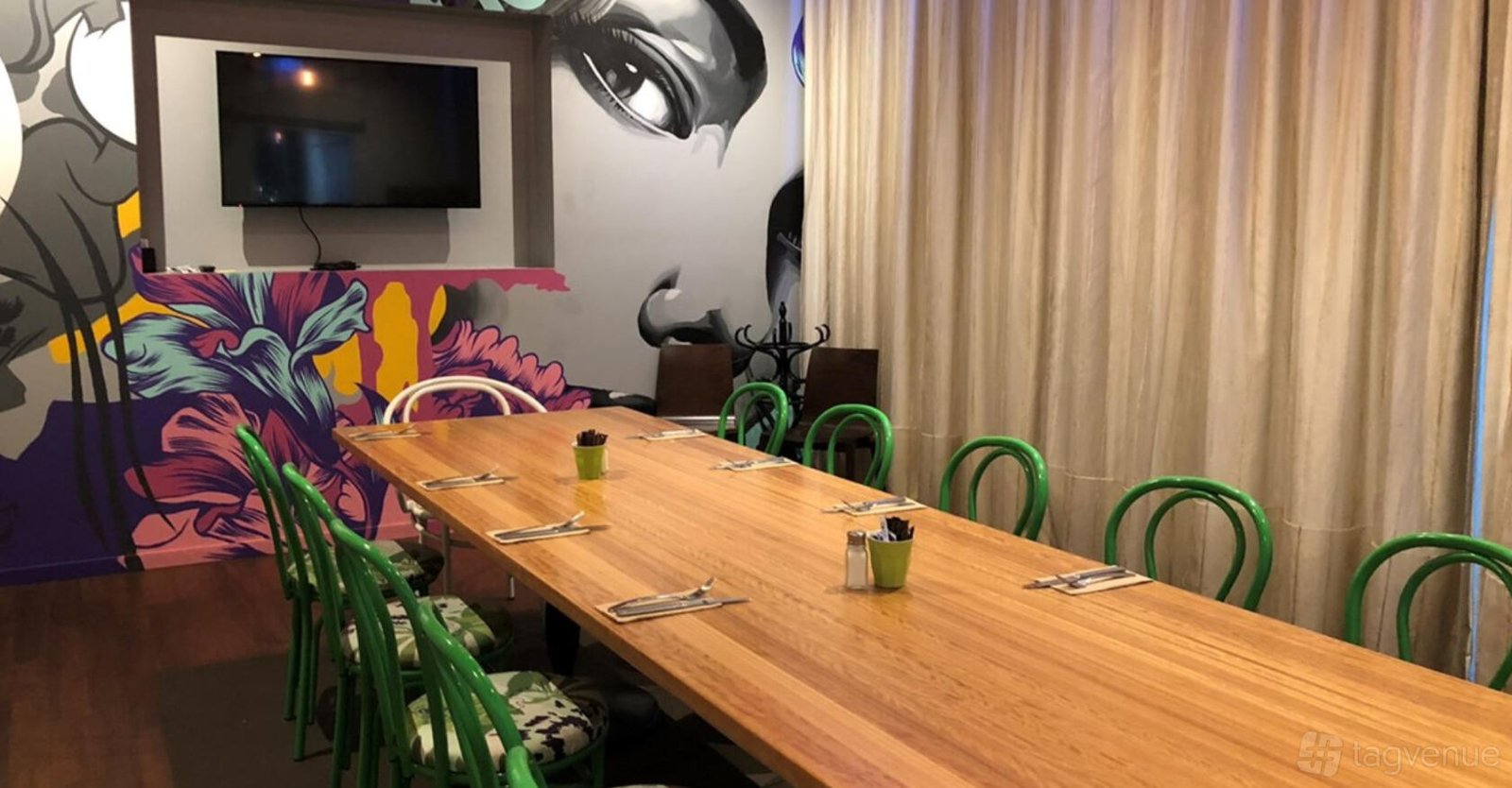 Private Room at The Moody Chef @ Atchison st photo 3