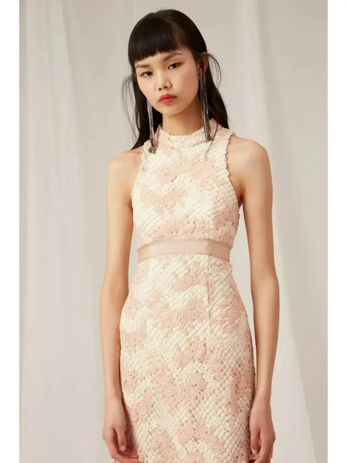 Keepsake No Air Lace Dress Pink Size AU 6 photo 2