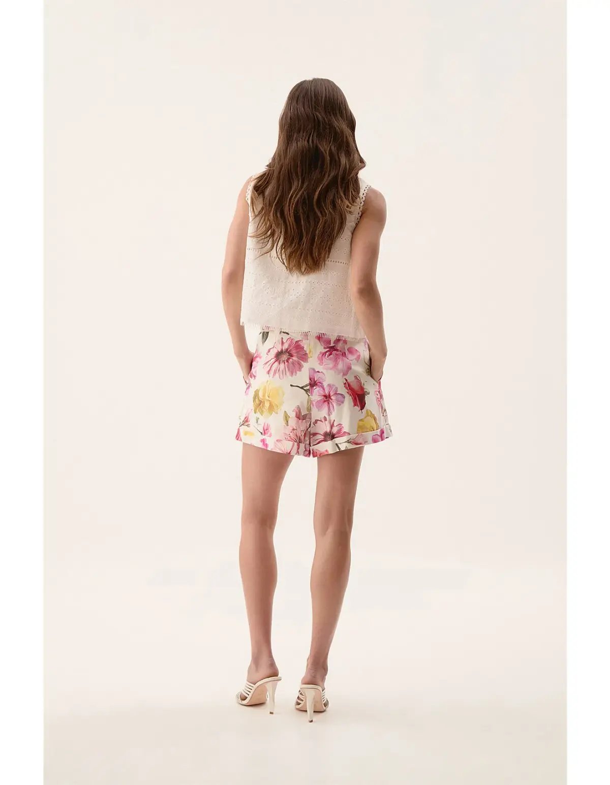 Aje Fleur Short Floral Size 10 photo 2