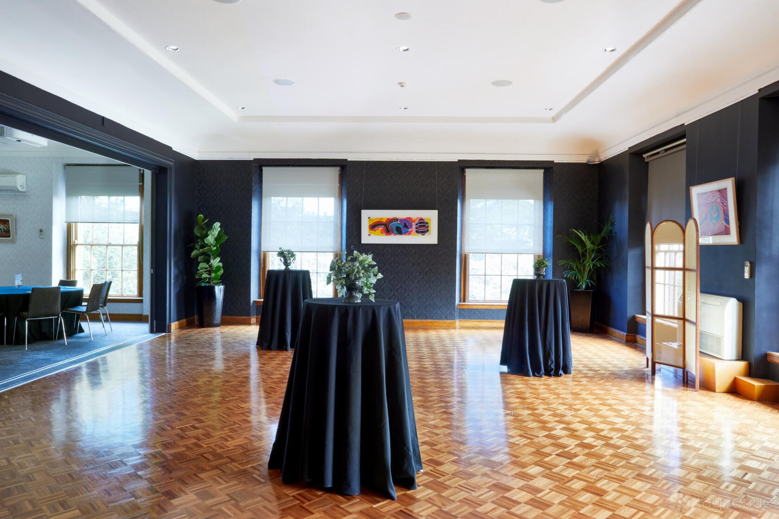 Sutherland Room at HostCo Sydney photo 2