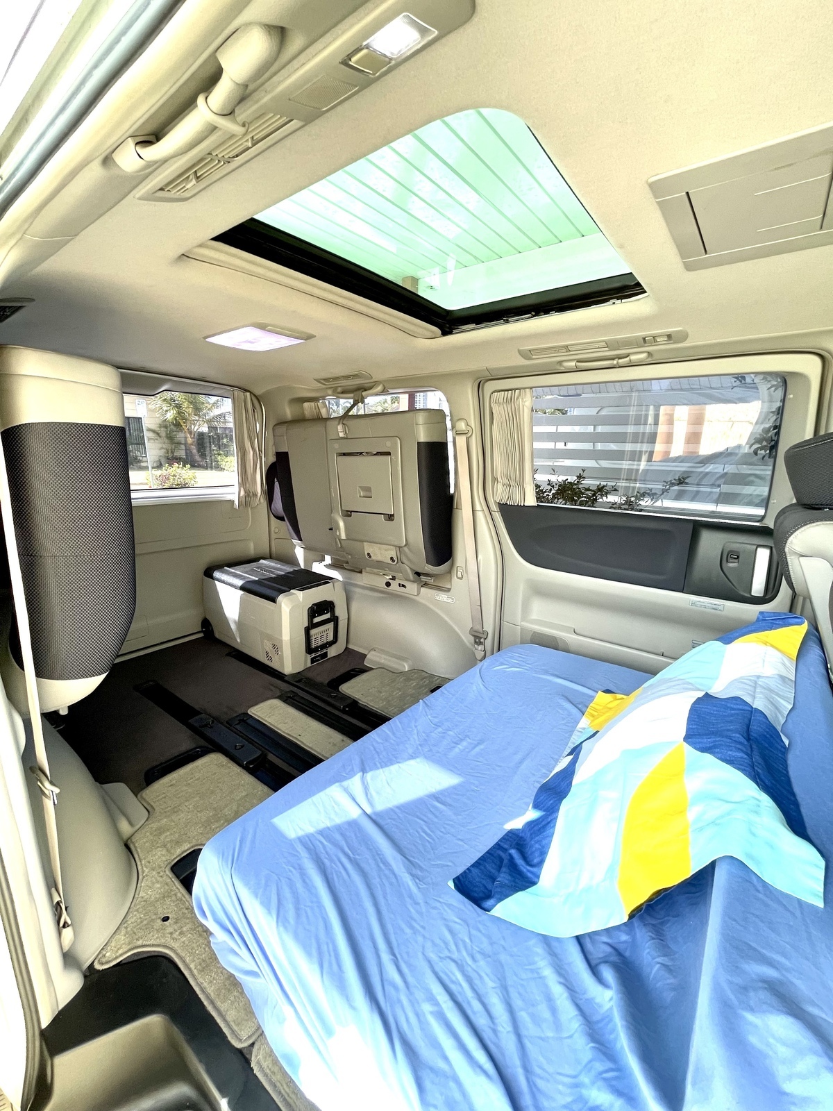 Elgrand Camper photo 3