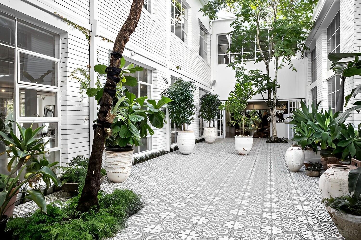 Moroccan Courtyard at La Porte Space photo 2