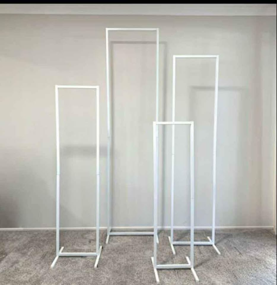 Balloon stand to hire photo 3