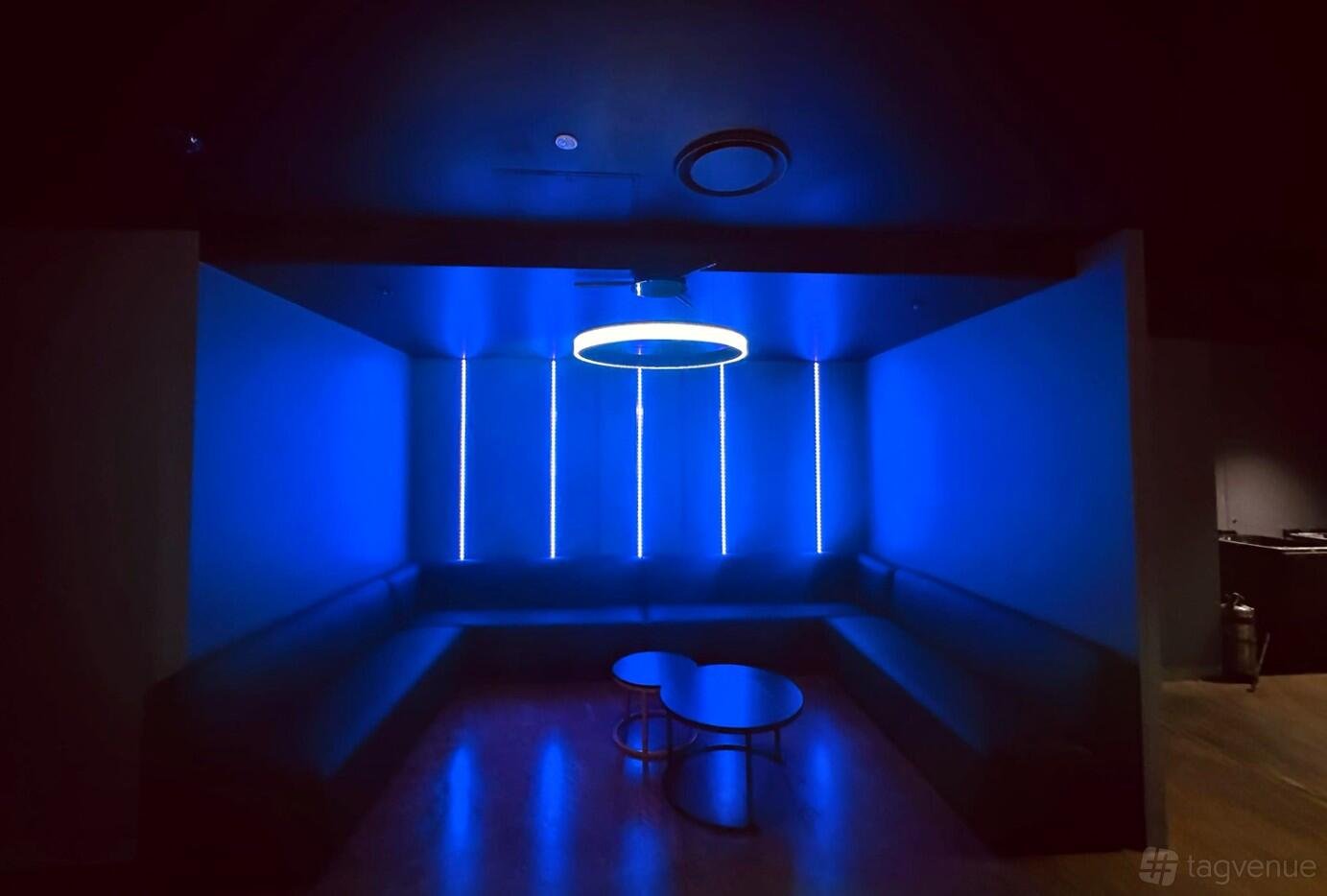 VIP Table at The Maya Lounge Sydney photo 3
