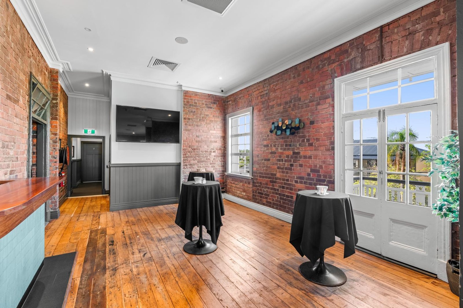 Leichhardt Room at The Alliance Hotel photo 6