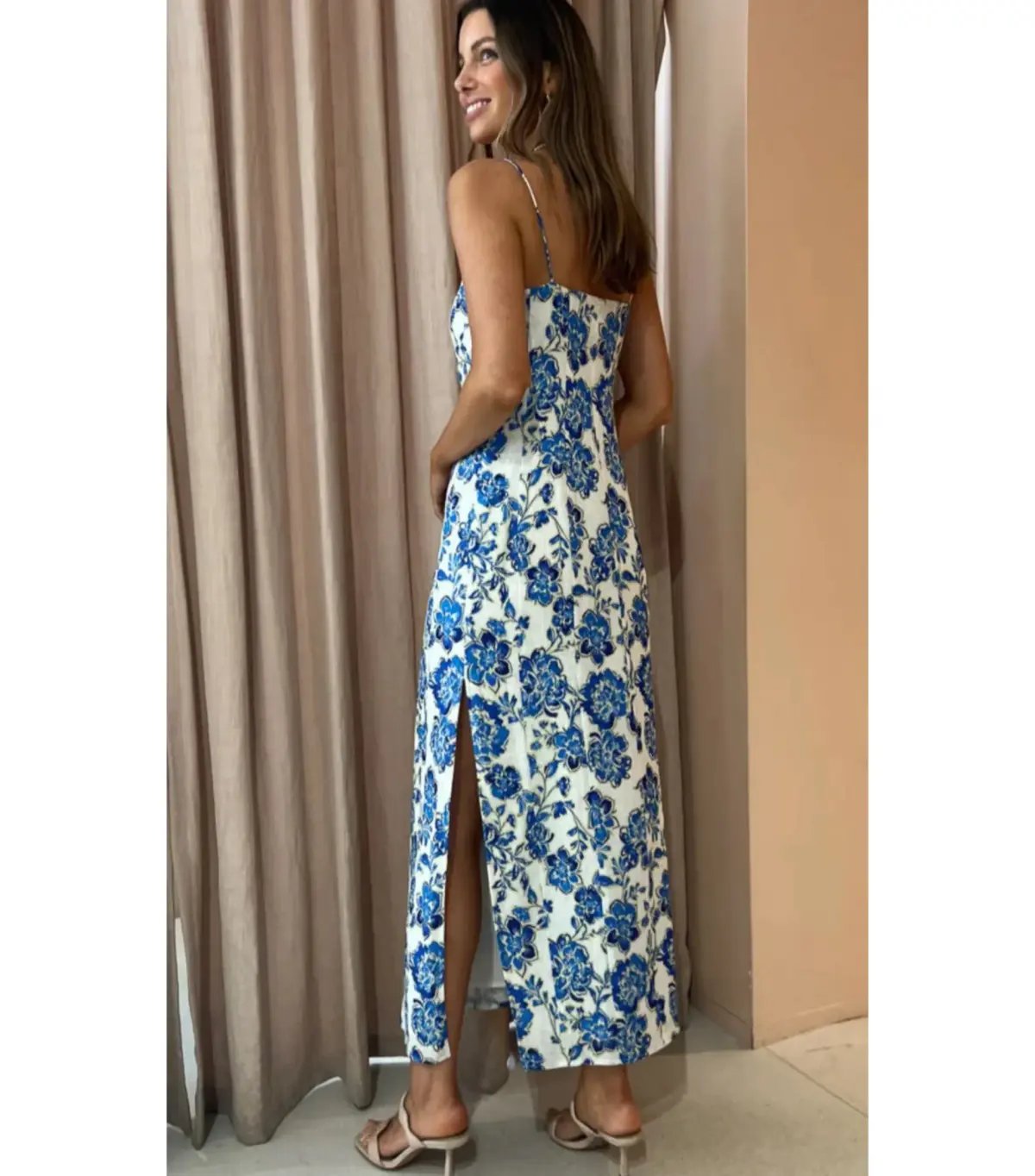 Issy Glimpse Dress in Bluebells Size AU 10 photo 3