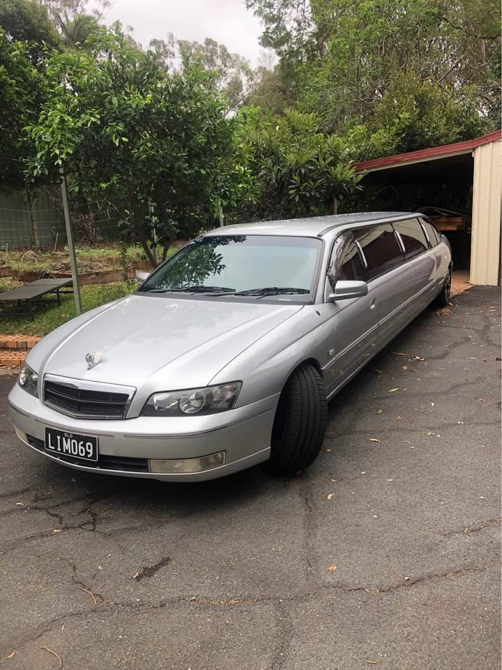 Limo transfer photo 6