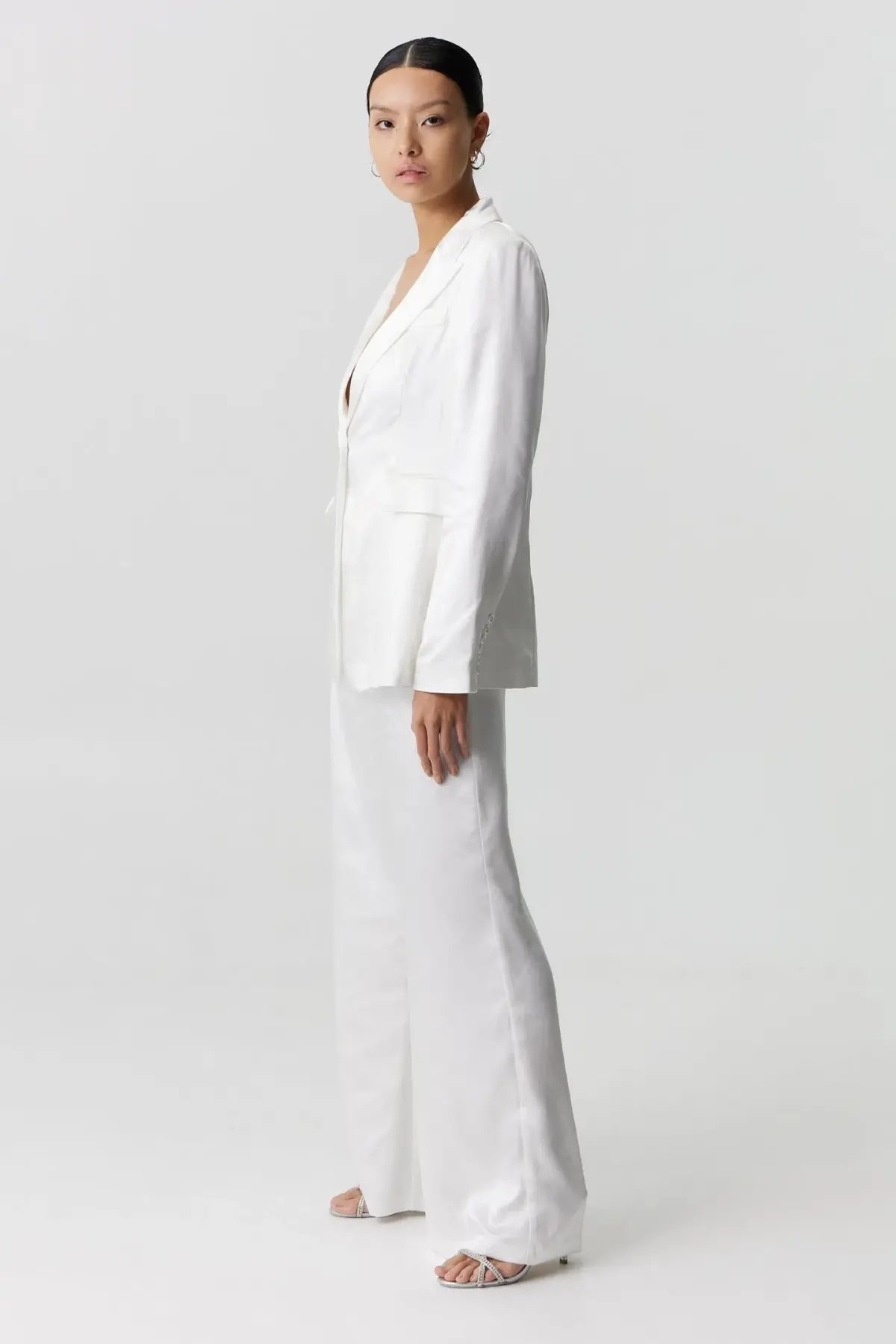 Third Form Satin Tailored Two-Piece Suit White Size 8 photo 2