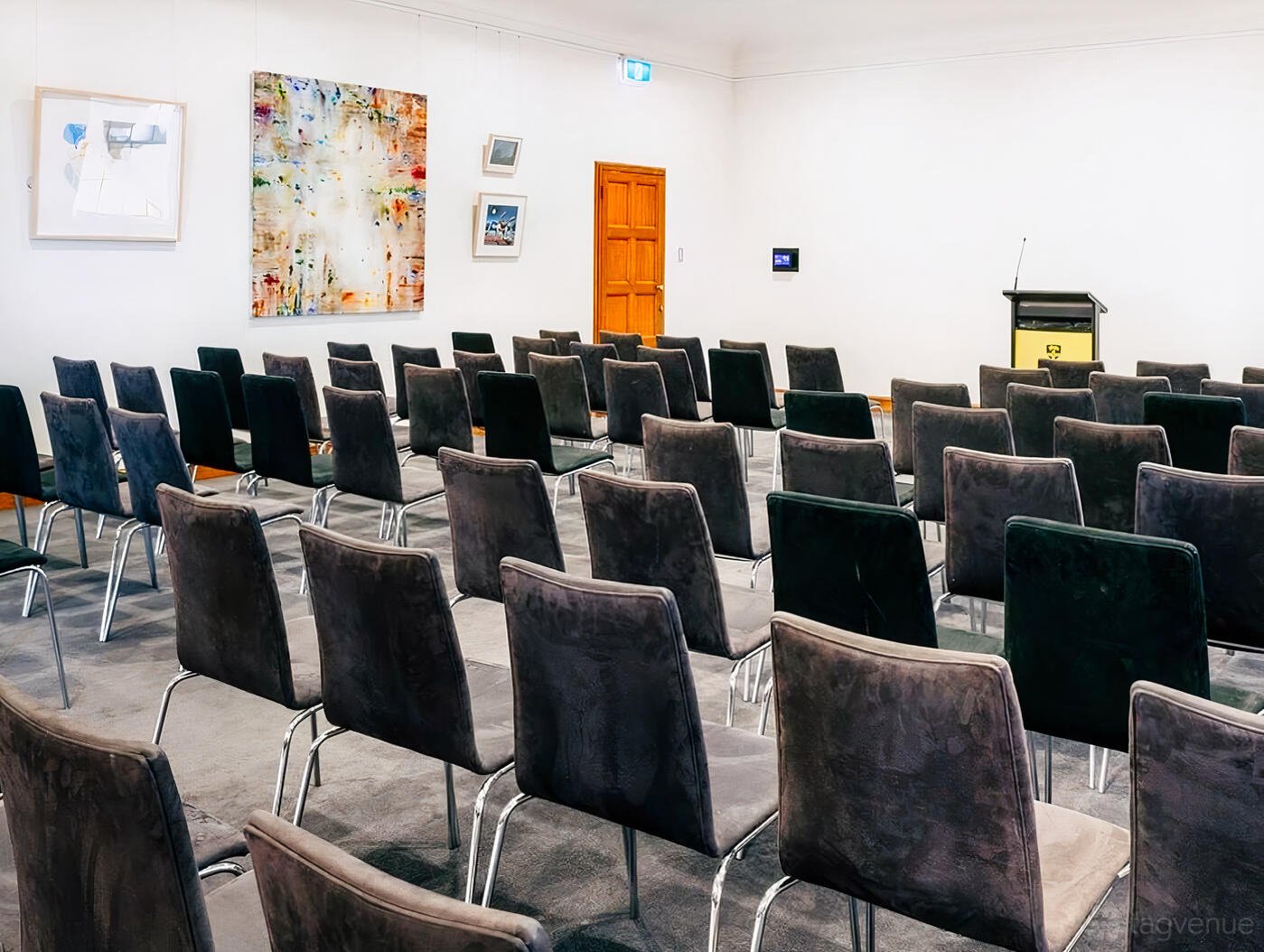 Sutherland Room at HostCo Sydney photo 3