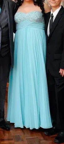 Allure Strapless Formal Dress photo 4