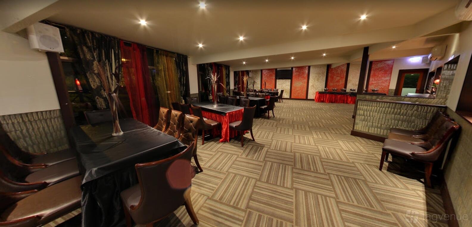 Entire Venue at Urban Tadka photo 15