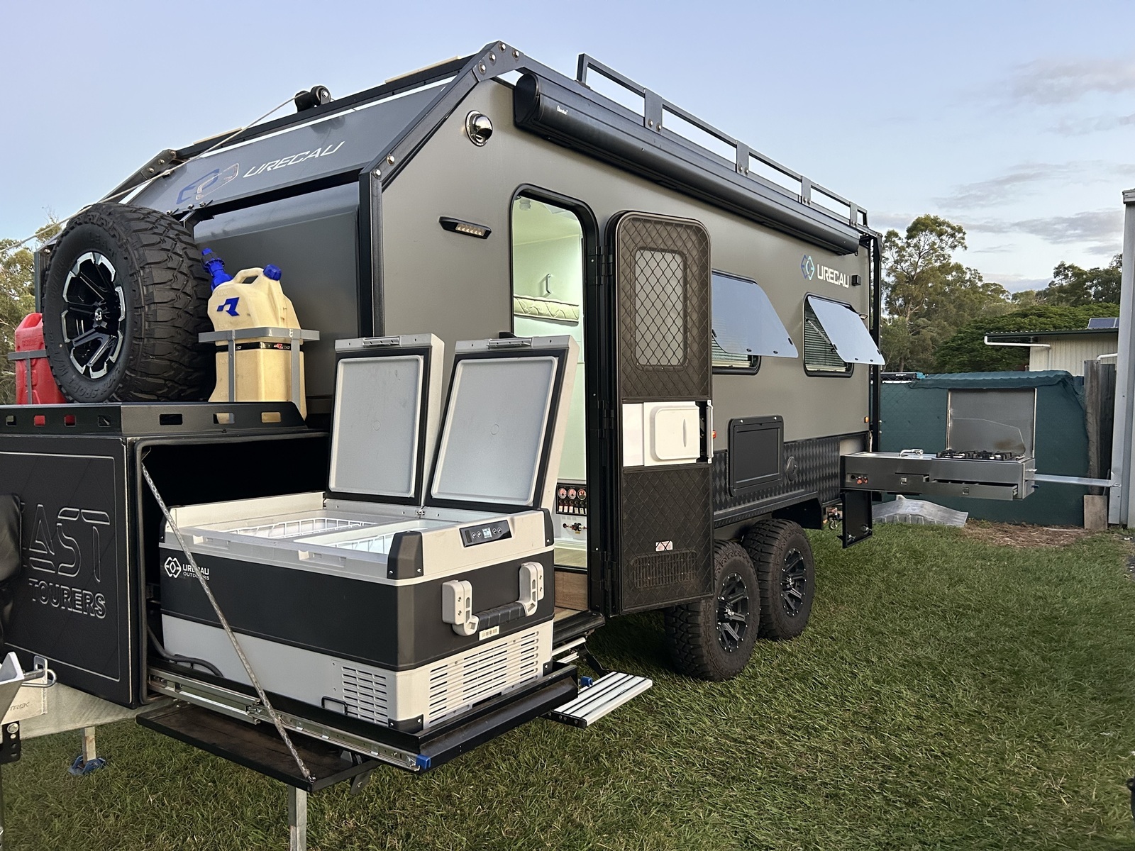 Beast toy hauler photo 8