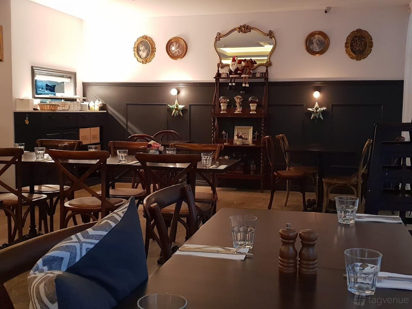 Entire Venue at Restaurant Monté photo 7