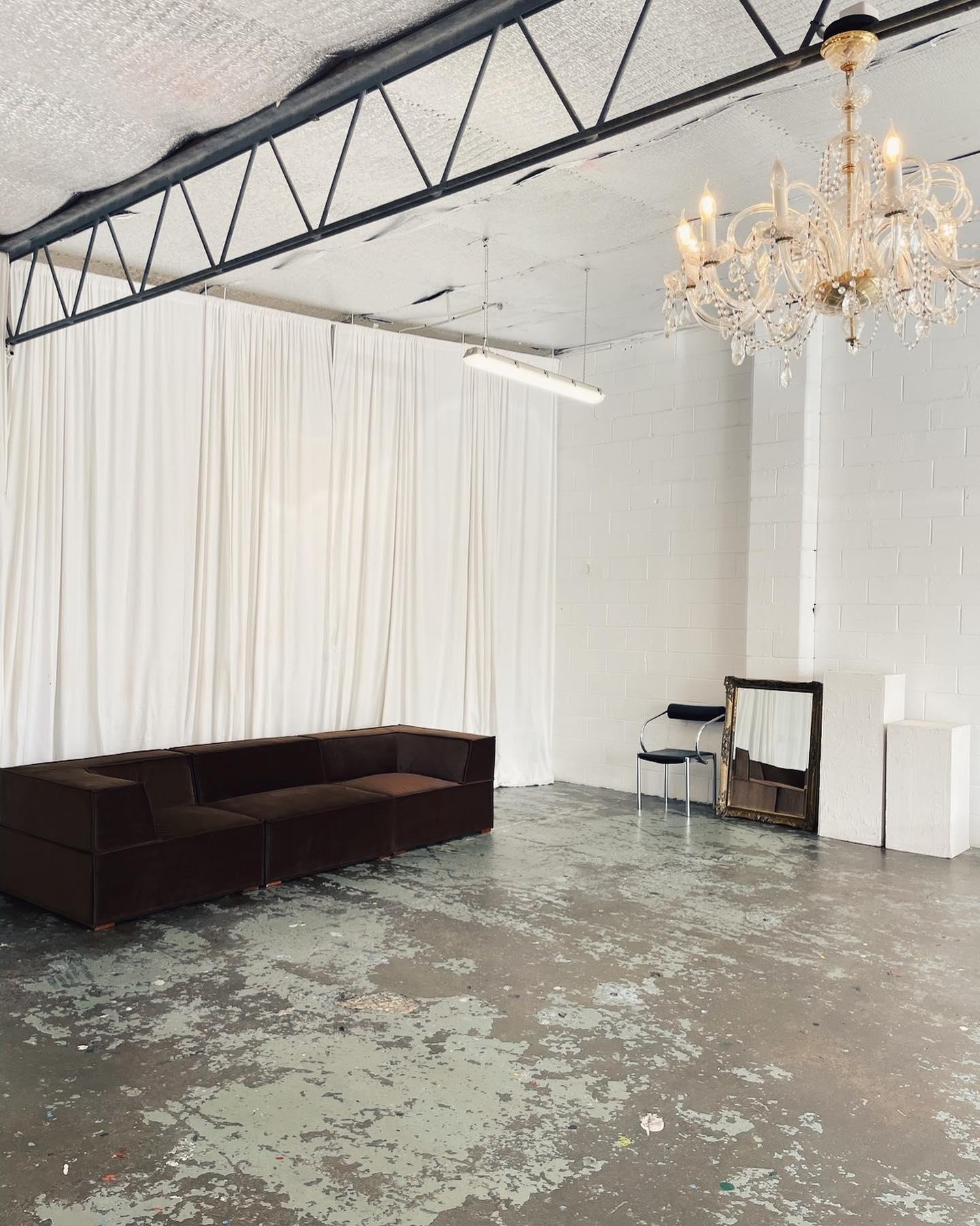 Entire Venue at RŌŌM and SEPIÀ by IQ Studio photo 8