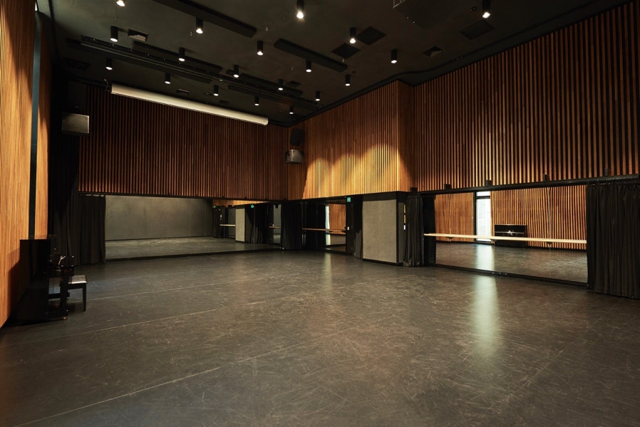 CoSCS - L2.1 Rehearsal Space photo 4
