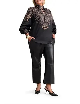 Blue Illusion Faux Leather Cropped Pants in Black Size 8/XS photo 5