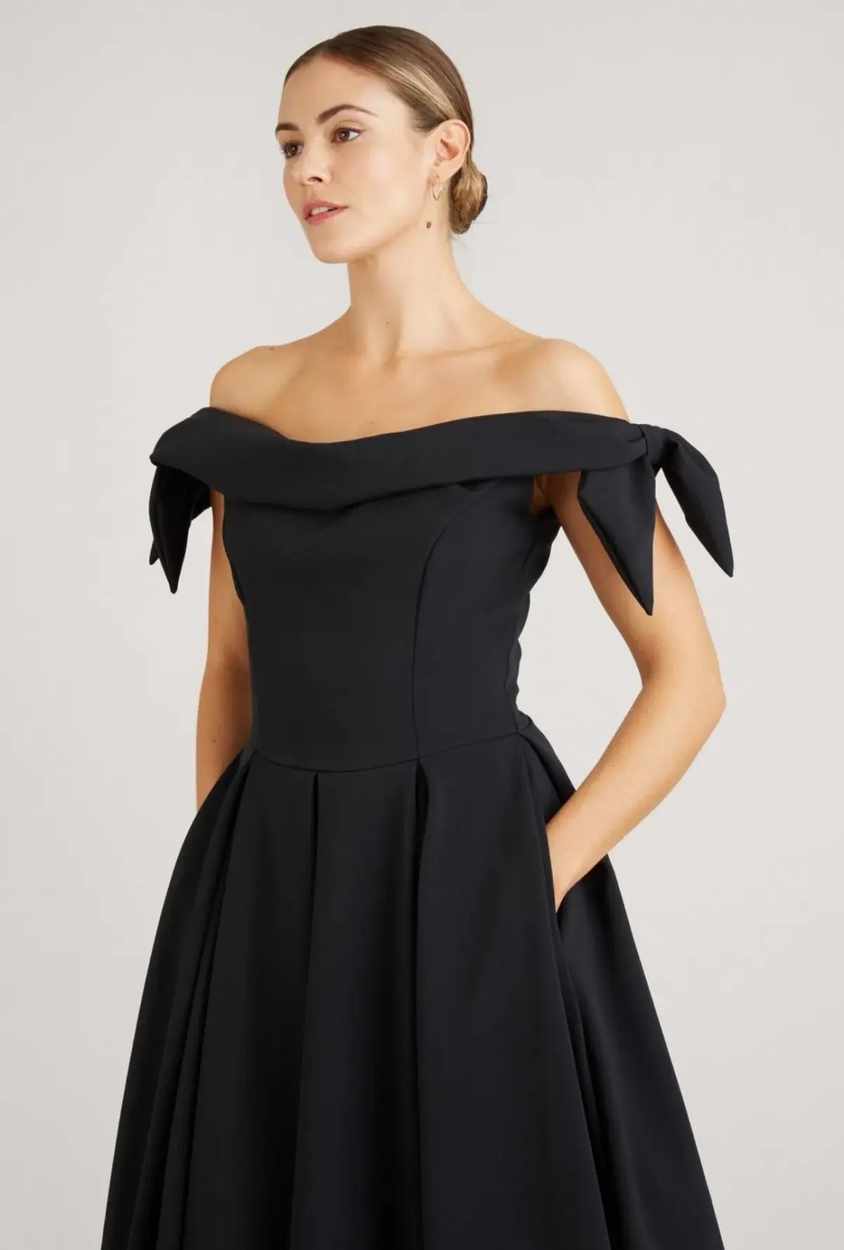 Tilly Prom Dress Black Size AU 6 photo 2