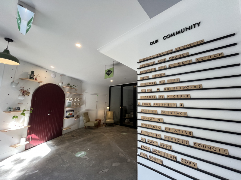 T.O.M.S Place, Private, lockable 10.6m2 studio photo 3