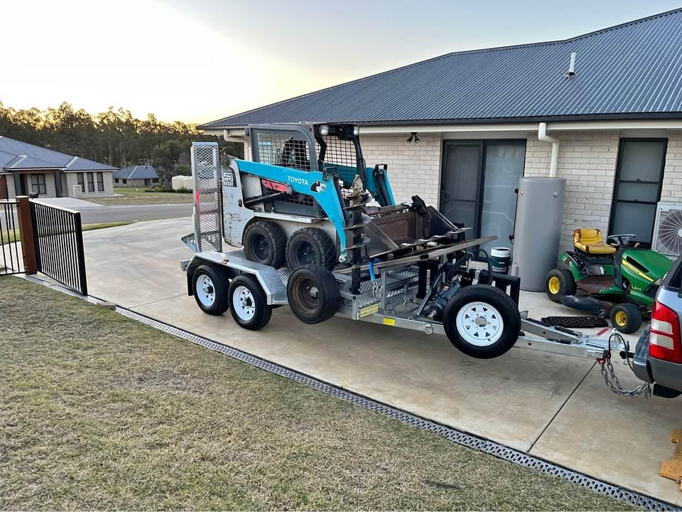 Bobcat DRY HIRE photo 4