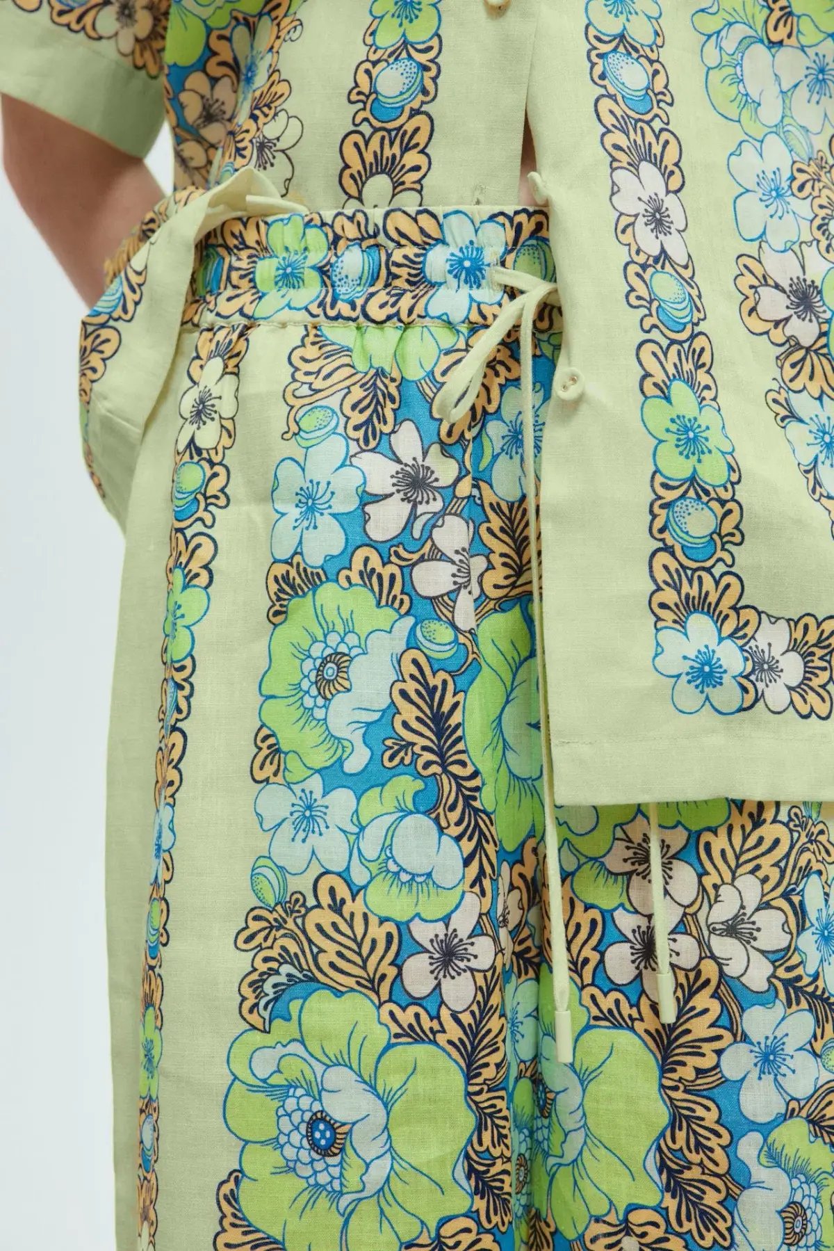 Alemais Velma Oversized Linen Shirt and Pants Set Green Floral Size AU 16 photo 3