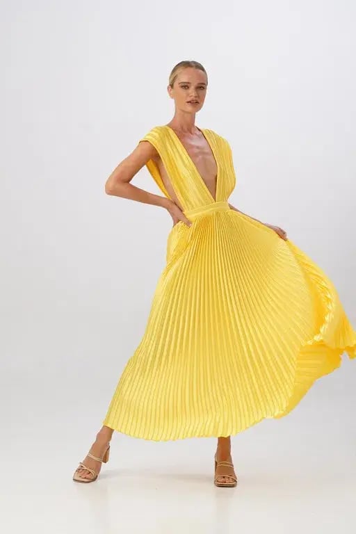 L'Idee Gala Gown Canary Size XL/Au 14 photo 3