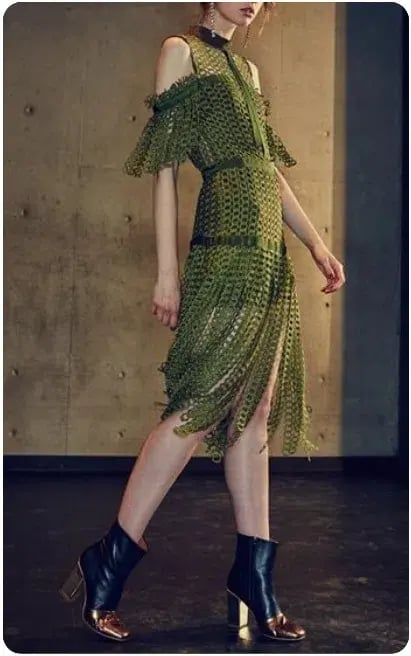 Romance Was Born Link Garden Dress in Khaki Green Size 6 photo 4