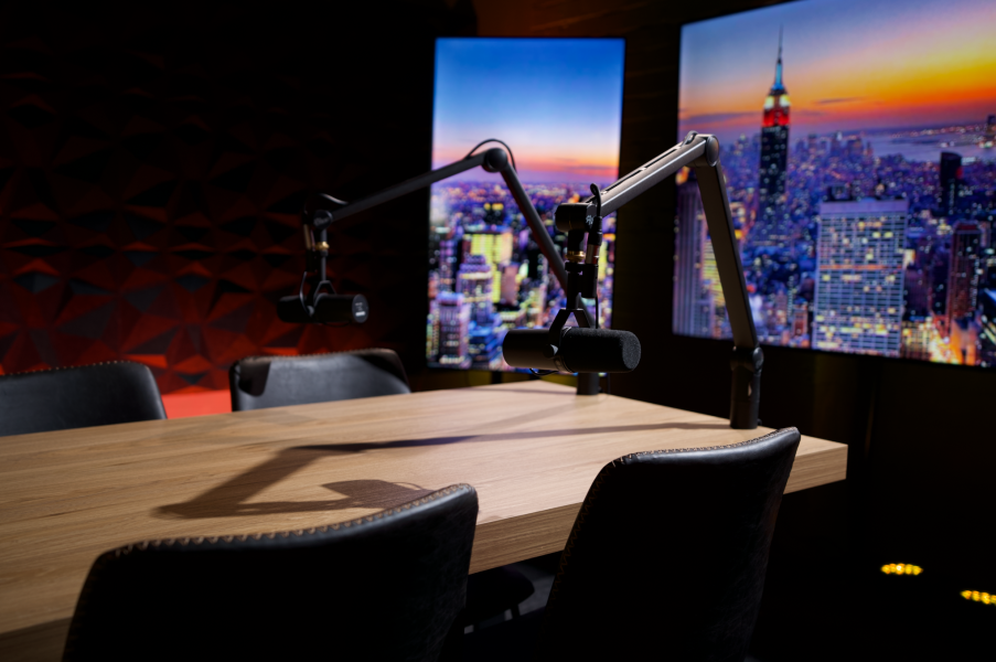 The Media Joint - Video Podcast Studio 2 photo 4
