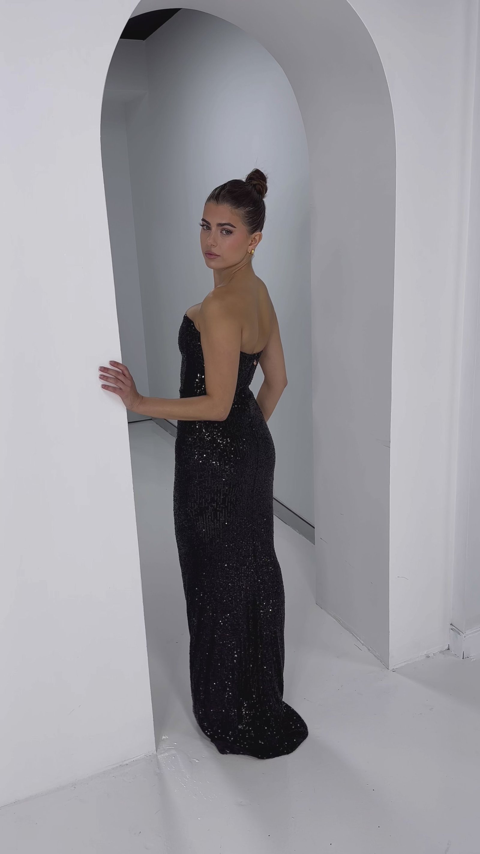 Lumiere Gown in Black photo 5