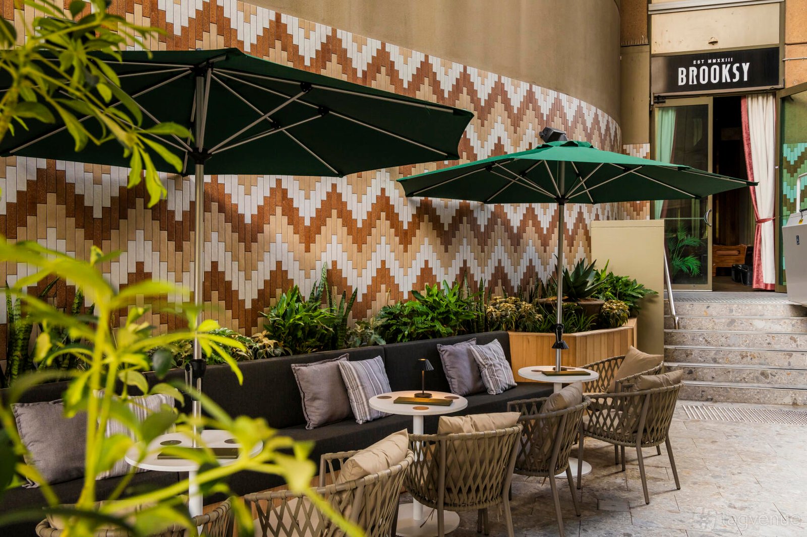 Brooksy Bar at Amora Hotel Jamison Sydney photo 17
