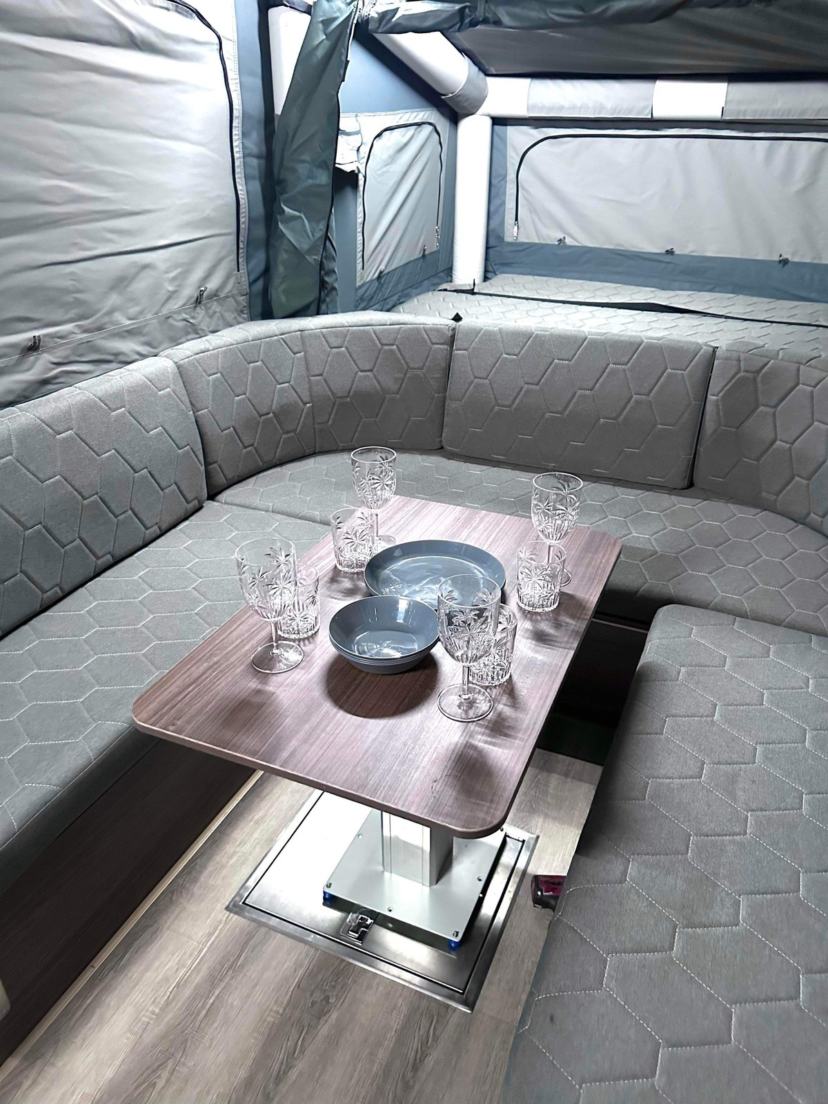 Luxury Space X camper photo 8