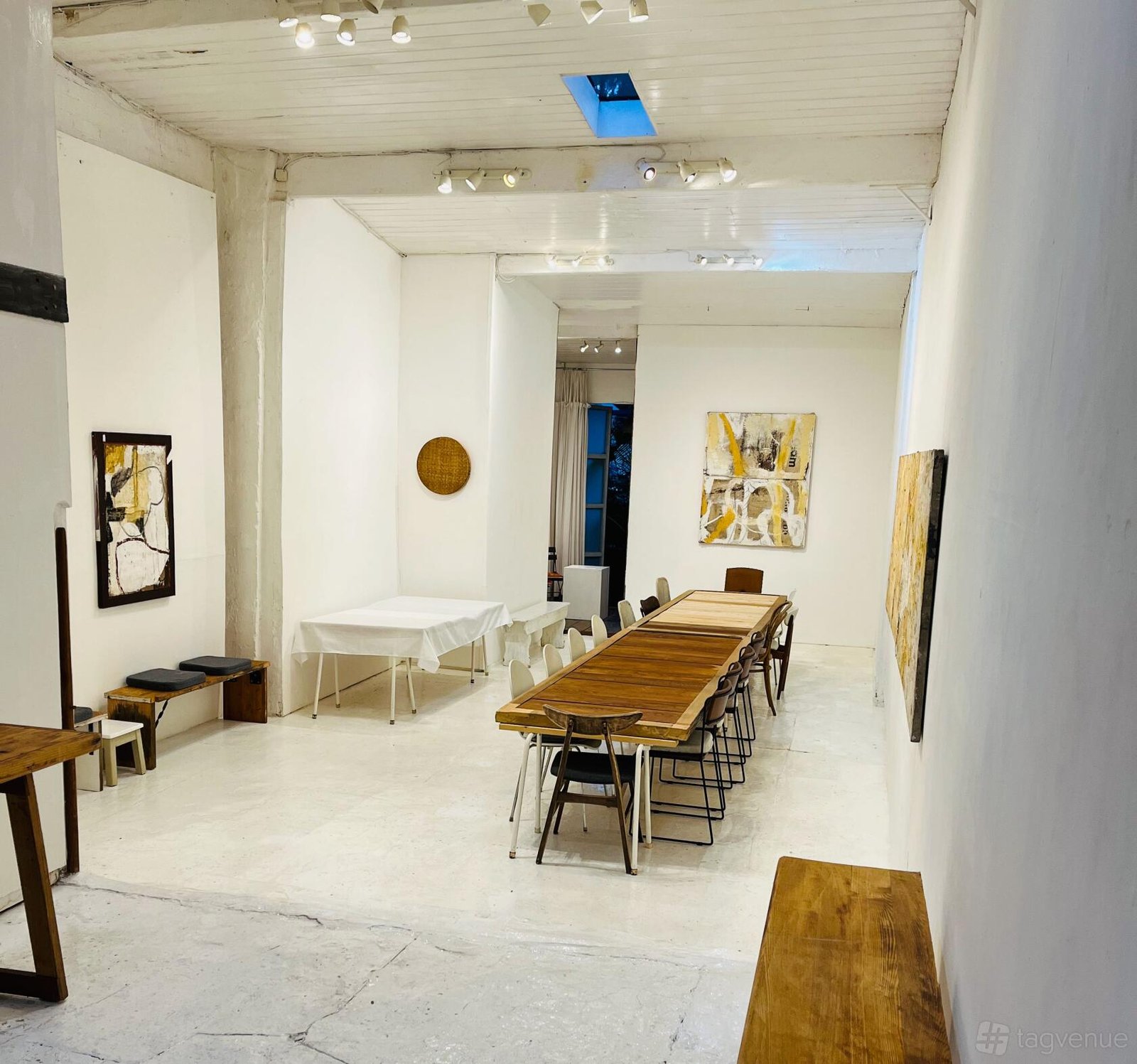 Studio with natural light at Beautiful White Space photo 20
