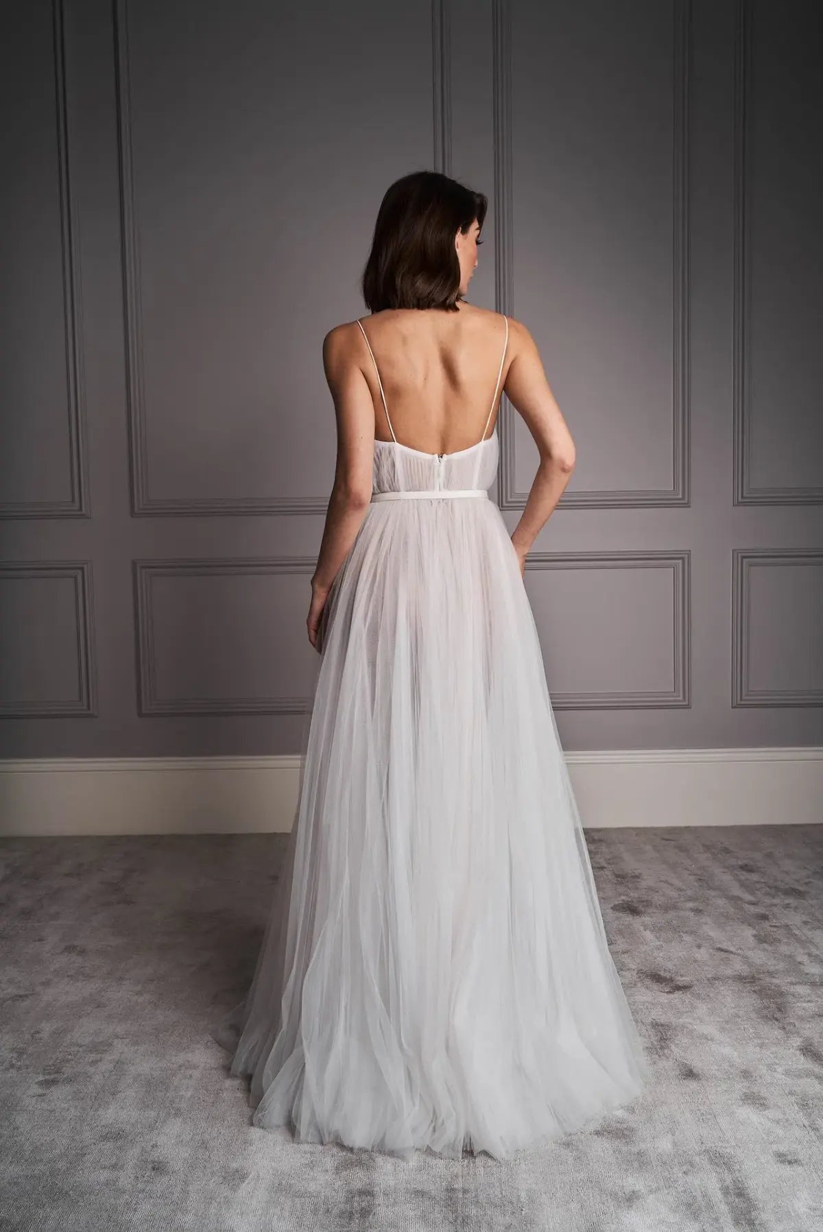 Leah Da Gloria Harley Gown White Size 10 photo 3