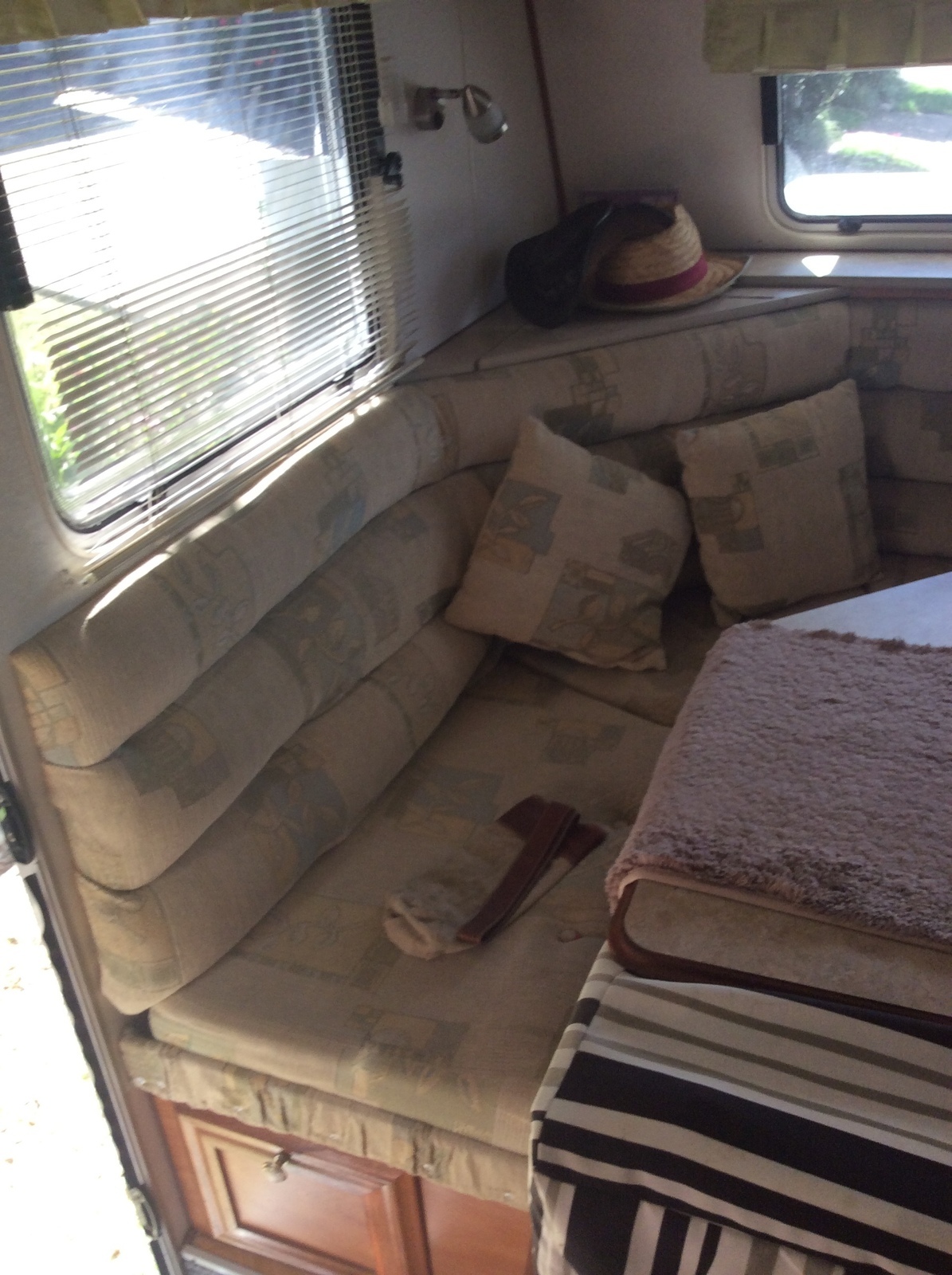 Great comfortable holday van photo 10