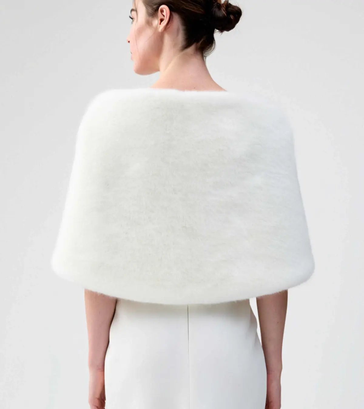 Unreal Fur Yasmine Wrap Ivory OS photo 2