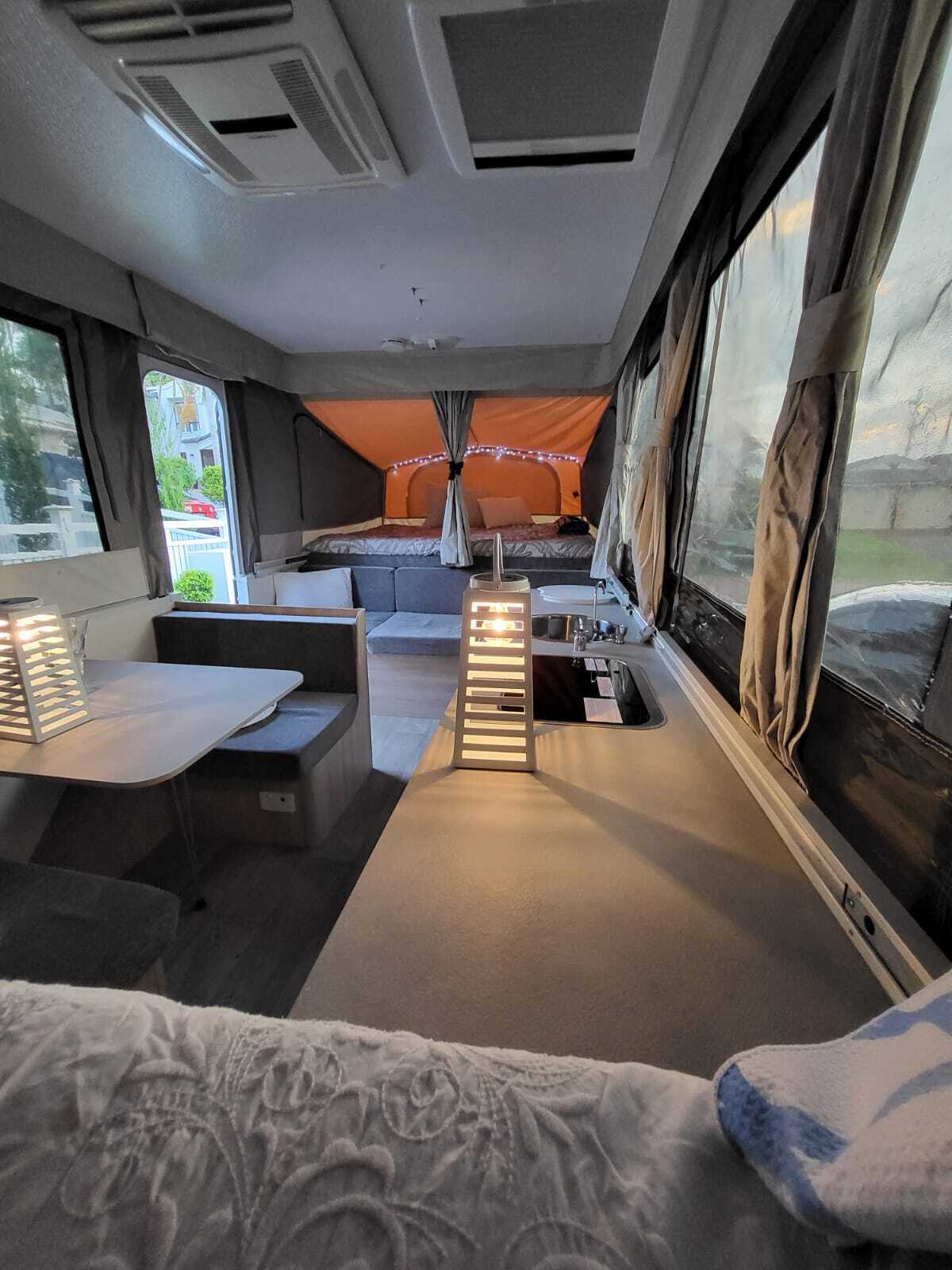 CAT 1 pop up camper photo 19