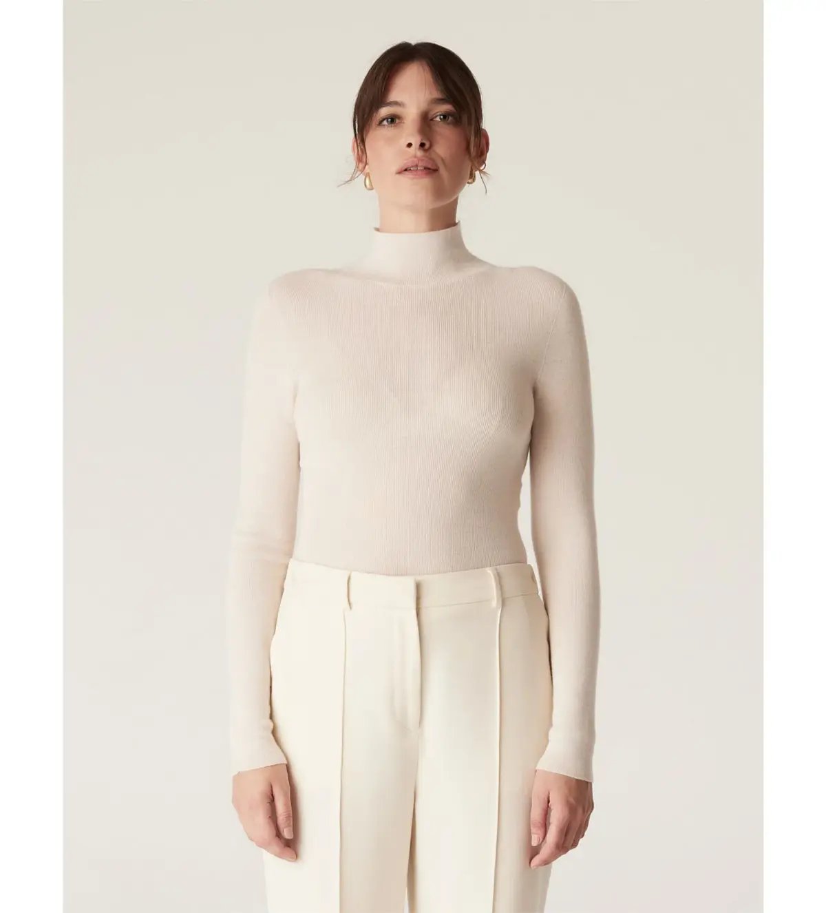 Cable Superfine Merino Turtle Neck in Ecru Size photo 3