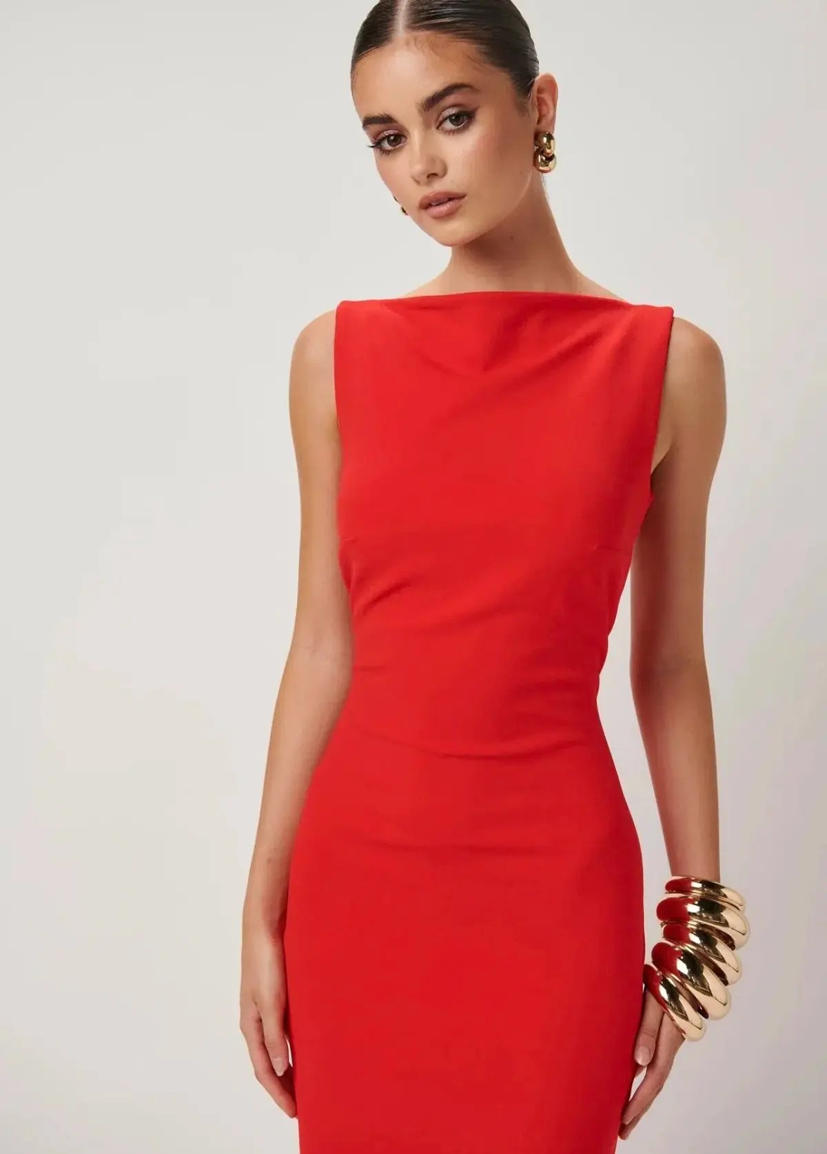 Effie Kats Verona Gown Red Size 6 photo 2