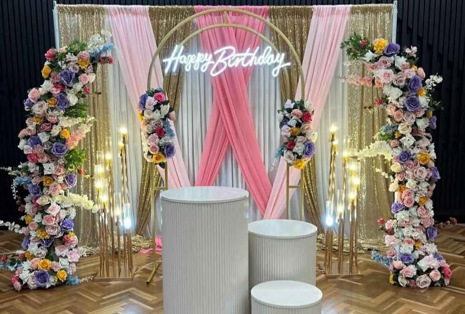 Hire - flower arch's from $125 and centrepieces $10 each in any colour...Clayton pick up photo 2