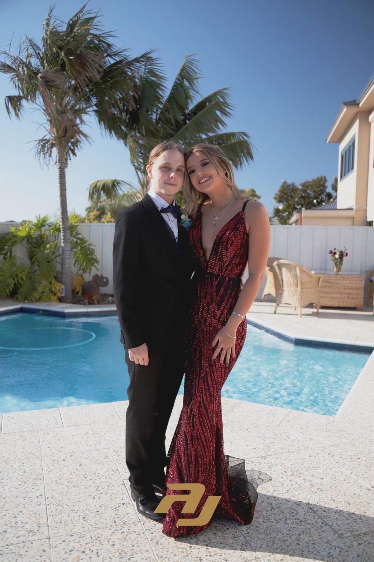 Jadorè Emily ball gown photo 4