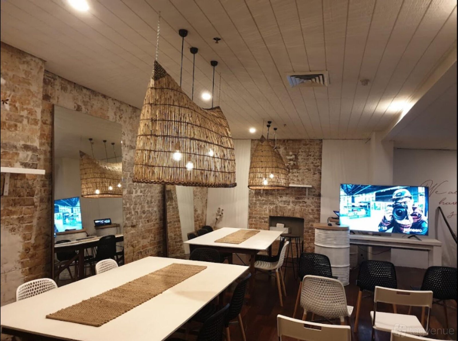 Private Dining Area at Honkas Bar + Eats photo 13