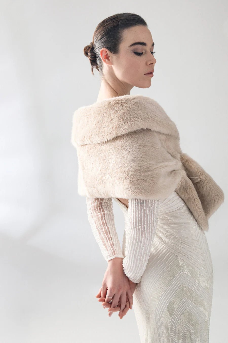 UNREAL FUR CHAMPAGNE WRAP - NUDE photo 3