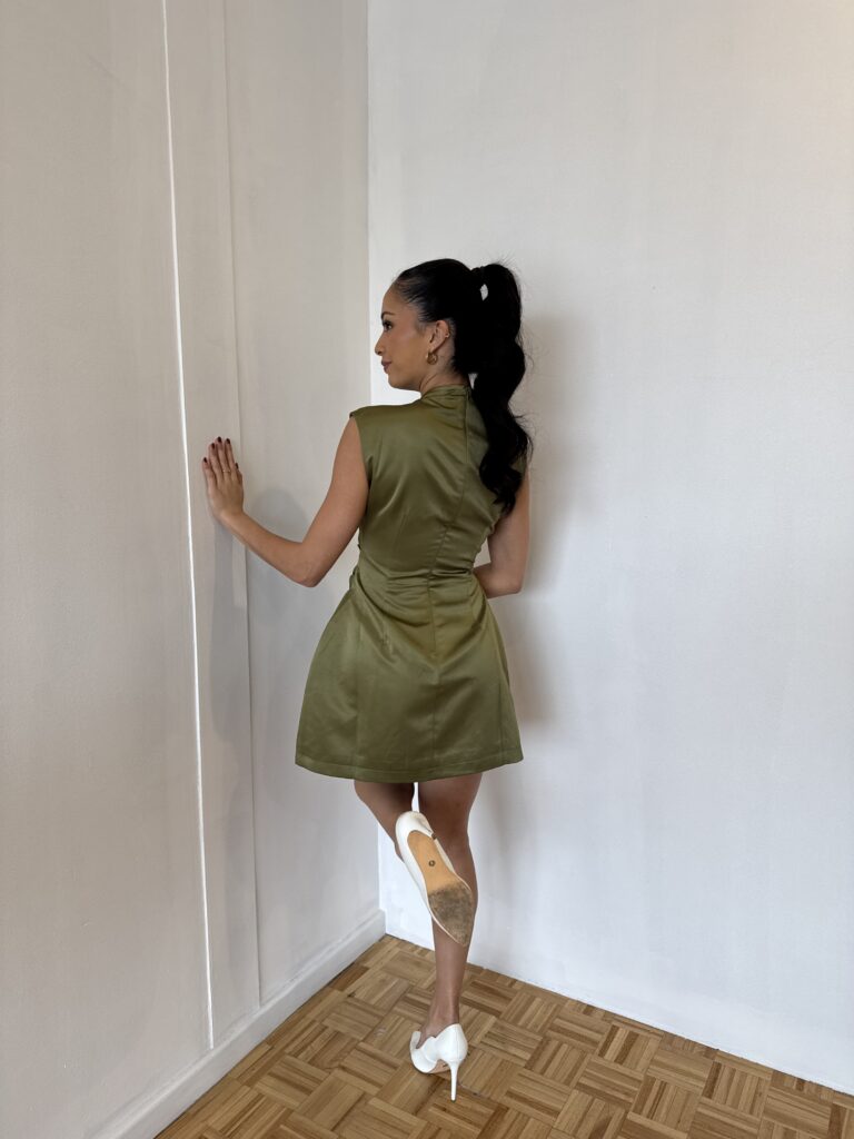 Odd Muse Straight Neck Mini Olive photo 3