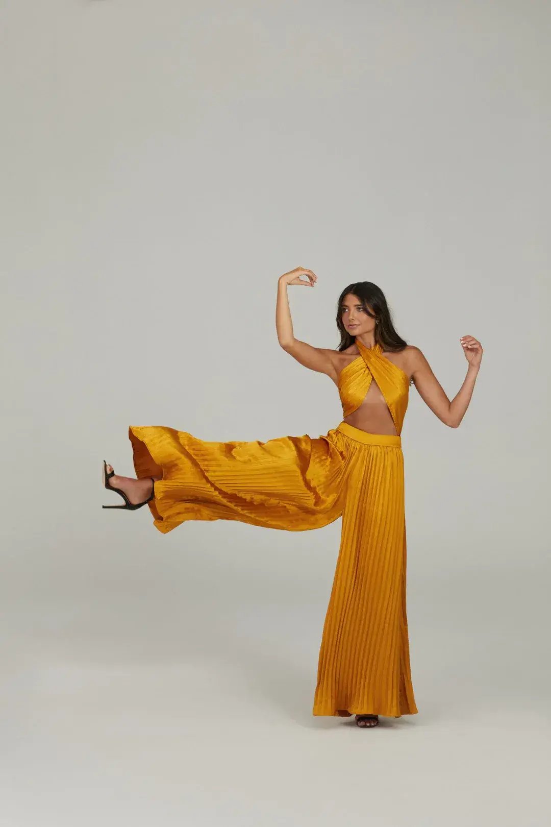 Karna Ramsay Stella Jumpsuit Yellow Gold Size S (AU 8) photo 2