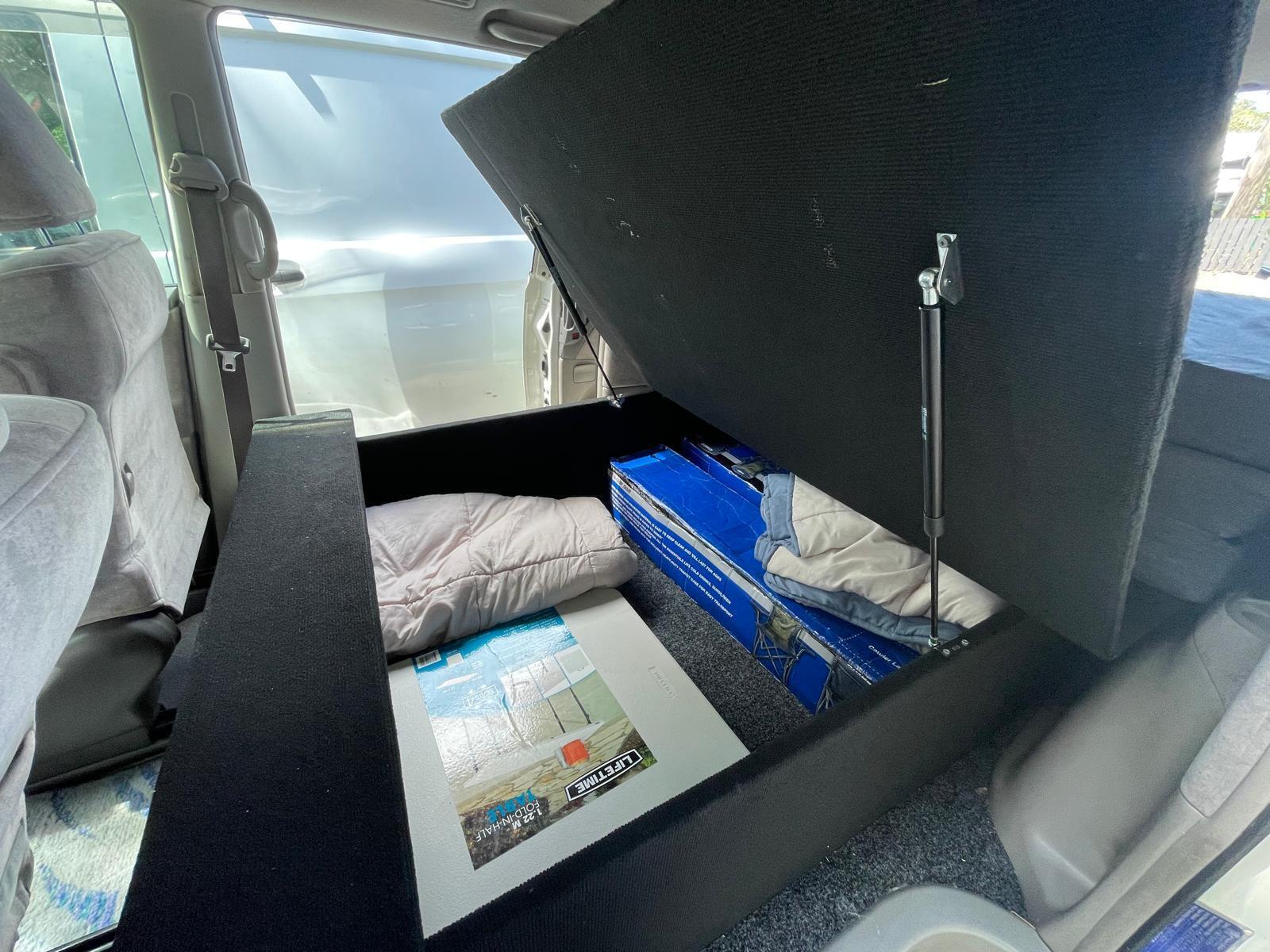 Mini Van photo 15